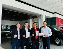 Tháng 8 này, với sự nỗ lực và cống hiến không ngừng nghỉ của đội ngũ tư vấn bán hàng Nissan Tân Phú. Để ghi nhận và khích lệ tinh thần làm việc đó, công ty thưởng nóng cho các tư vấn bán hàng nổi bật. ? Chúc toàn thể đội ngũ tư vấn viên có một tháng bùng